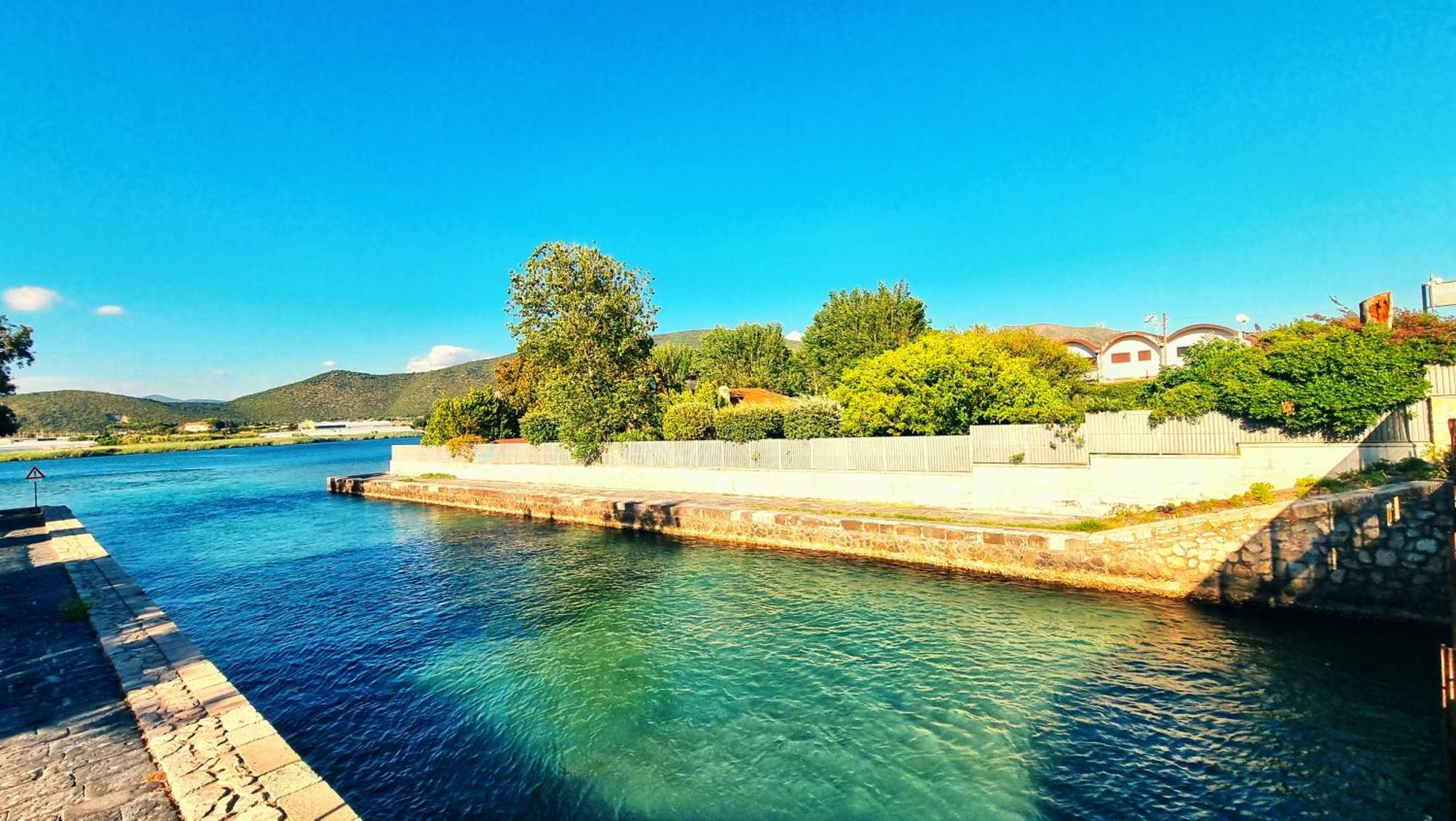 Villa Cecilia Sul Lago Fronte Mare Sperlonga Exterior photo